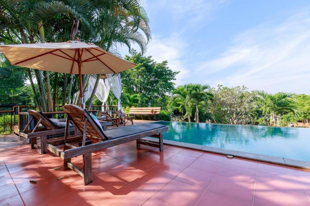Dusit Talai Resort Mu Si Ngoại thất bức ảnh