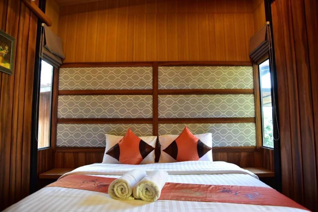 Dusit Talai Resort Mu Si Ngoại thất bức ảnh